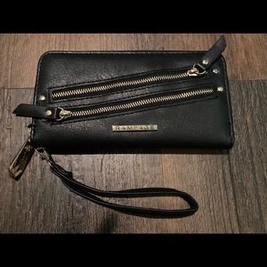 Black zipper leather clutch